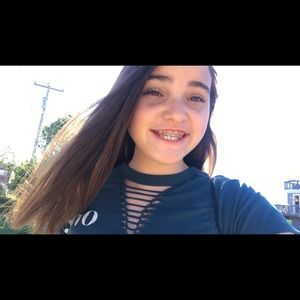 Meet your Posher, Valerie